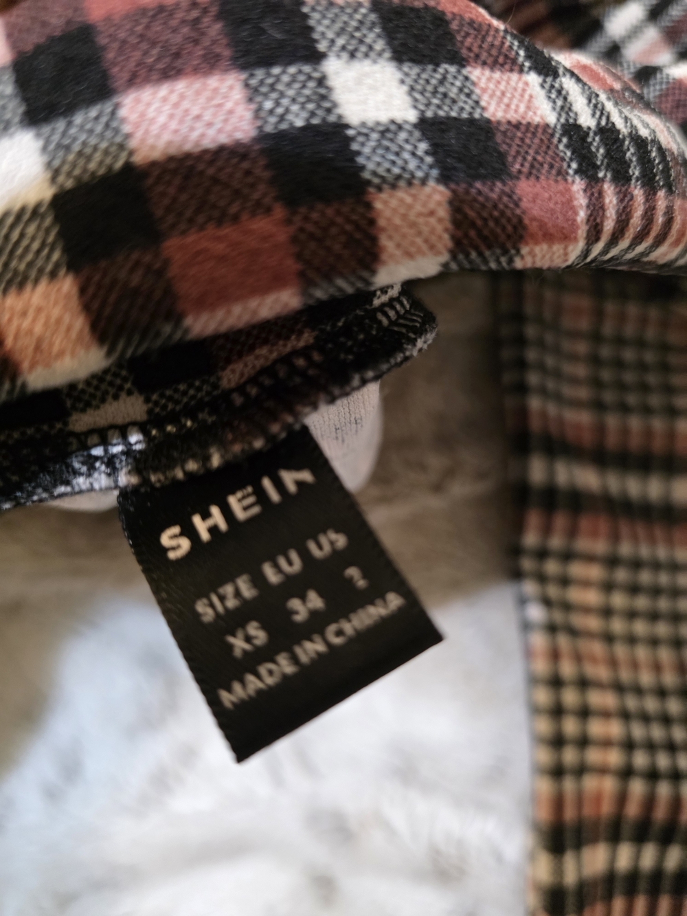 SHEIN Pink, Black & White Plaid Skinny Pants - Picture 3 of 3
